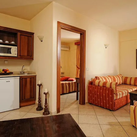 Anesis Blue Boutique Херсониссос