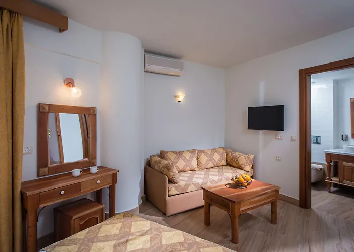 Anesis Blue Boutique ヘルソニソス