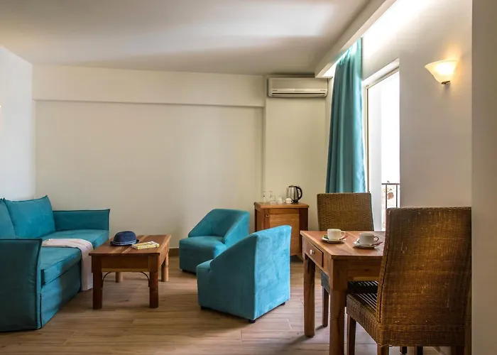 Anesis Blue Boutique ヘルソニソス